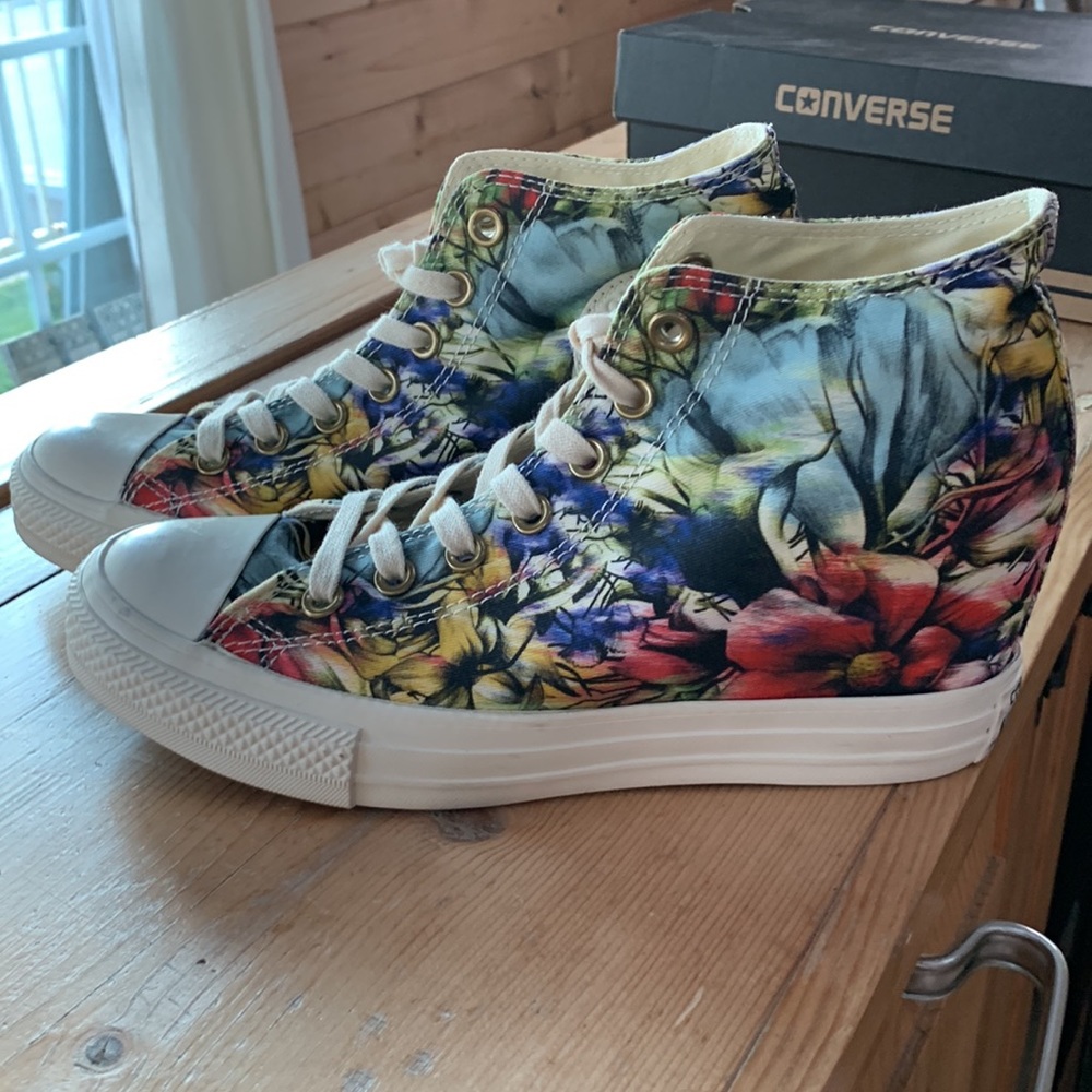 Sz 9 New Converse All Star High Top with 2.5" Concealed Wedge. Enjoy Free Ship!